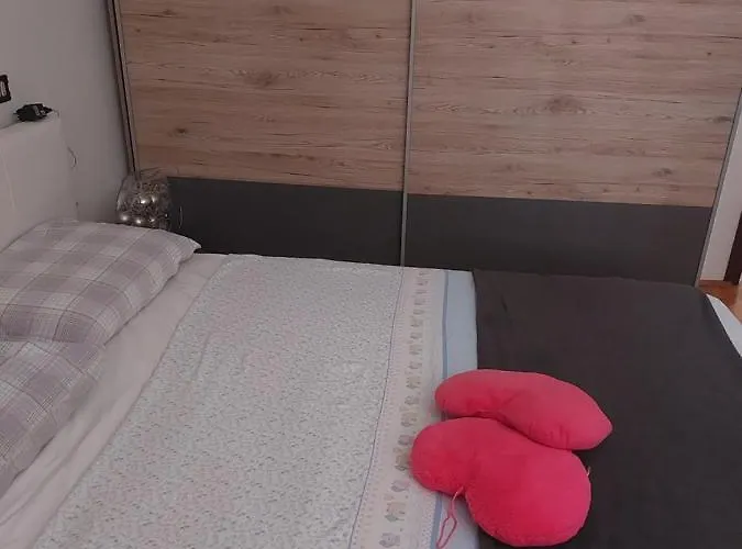 Iva דירה ברודאריצה